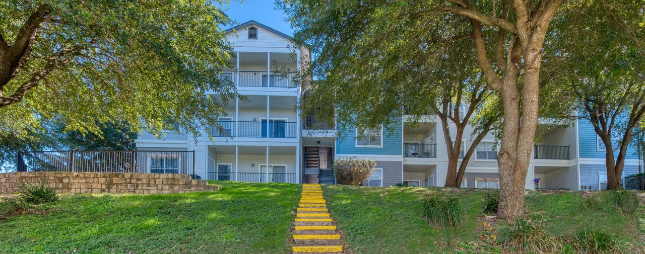 Saddle Ridge - Photo 7 of 15