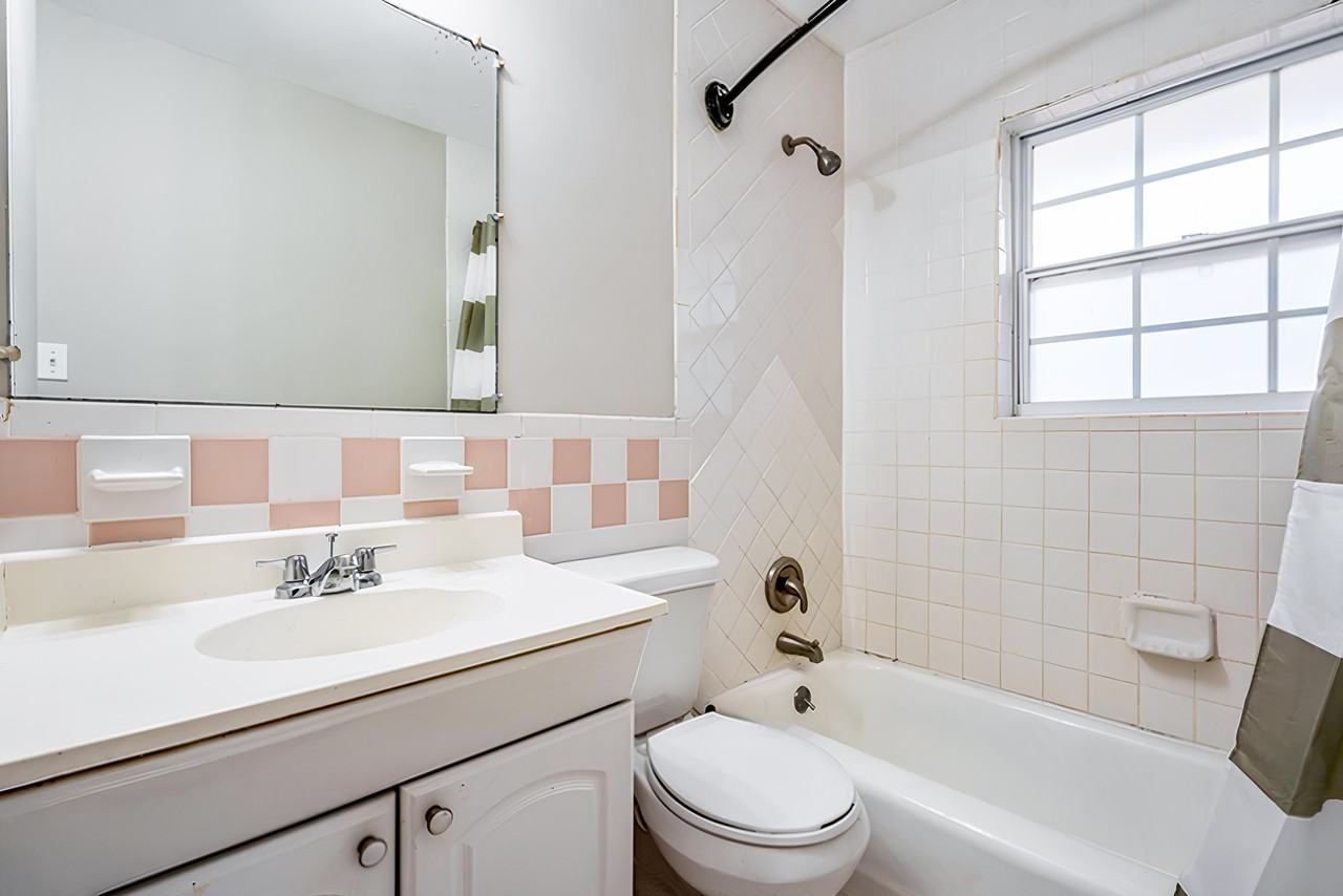 Evergreen Dr Se - Photo 4 of 16