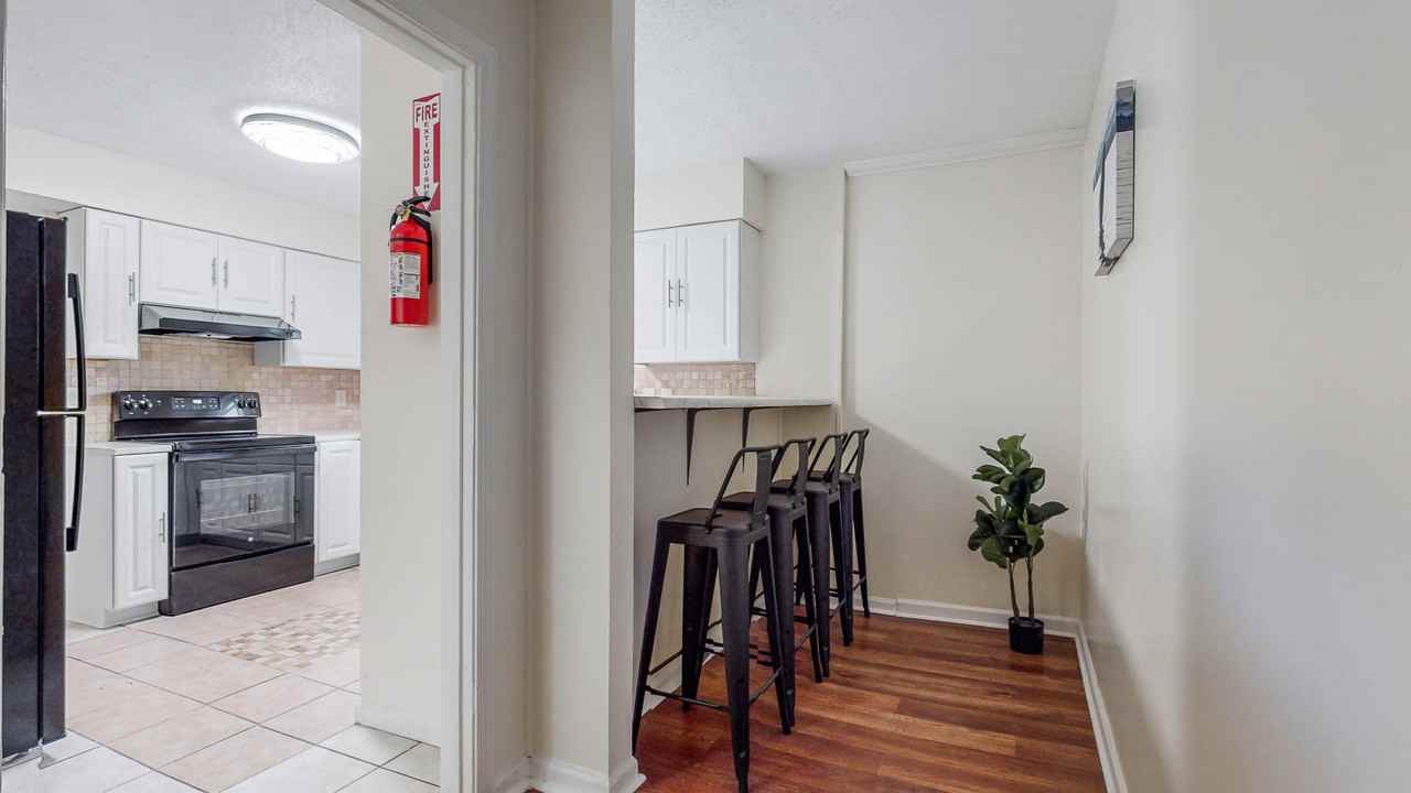 Chapman Cir - Photo 4 of 16