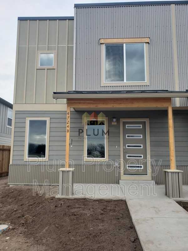 4724 Giada Dr #B - Photo 2 of 32