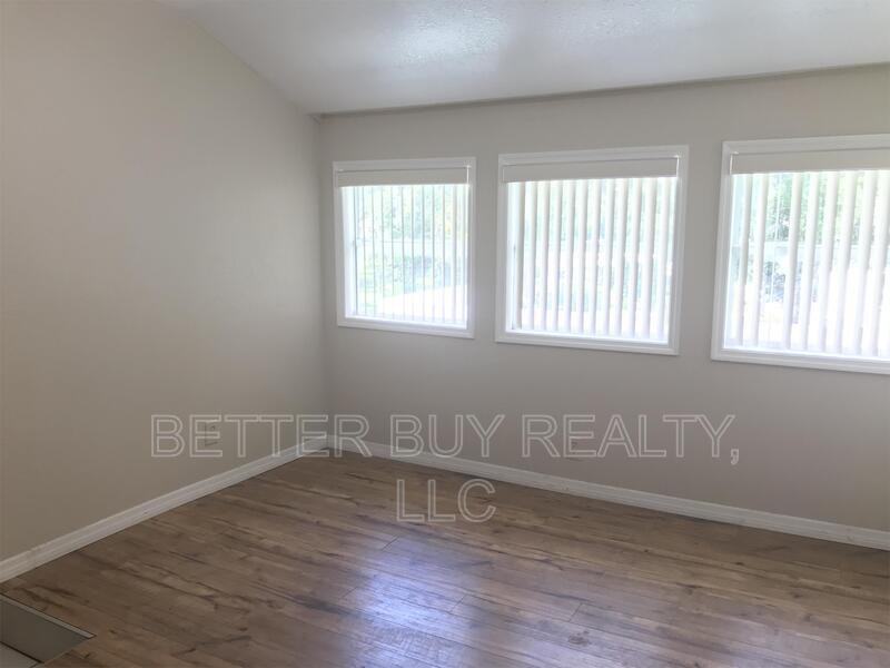 300 N Church St - Photo 7 of 21