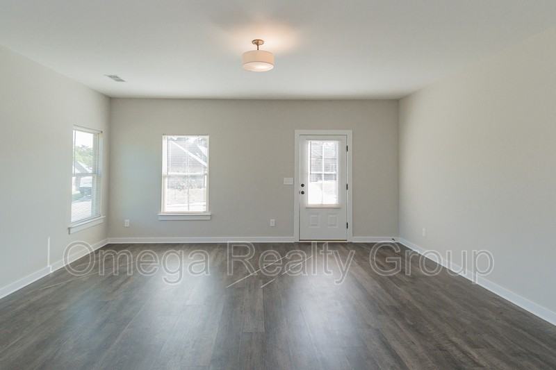 163 Shiloh Creek Dr - Photo 6 of 39