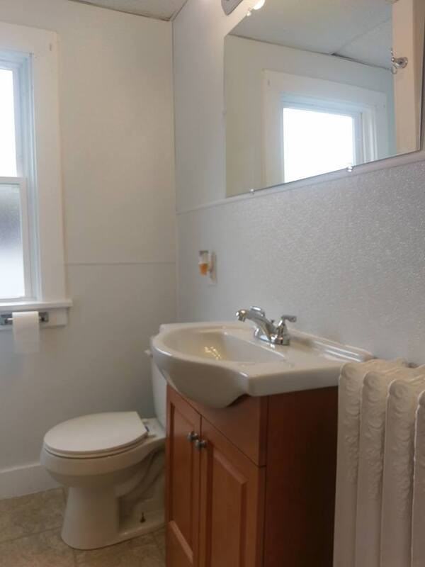 94 Liberty St - Photo 3 of 8