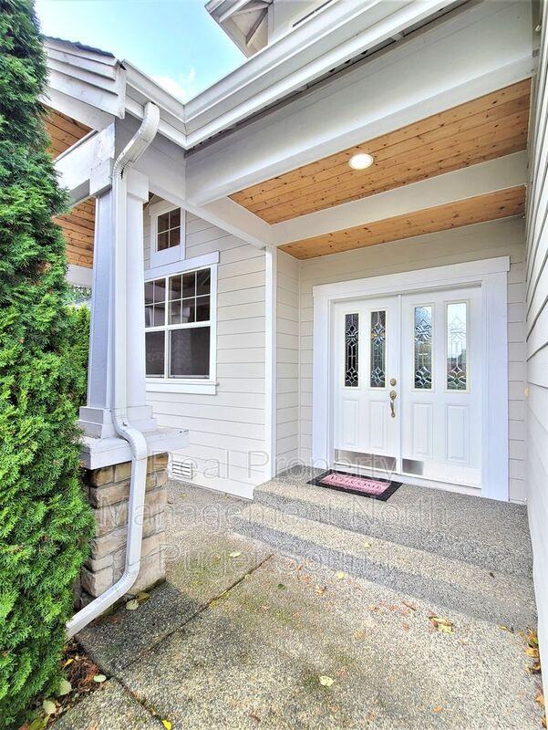 19630 9th Pl W - Photo 2 of 24