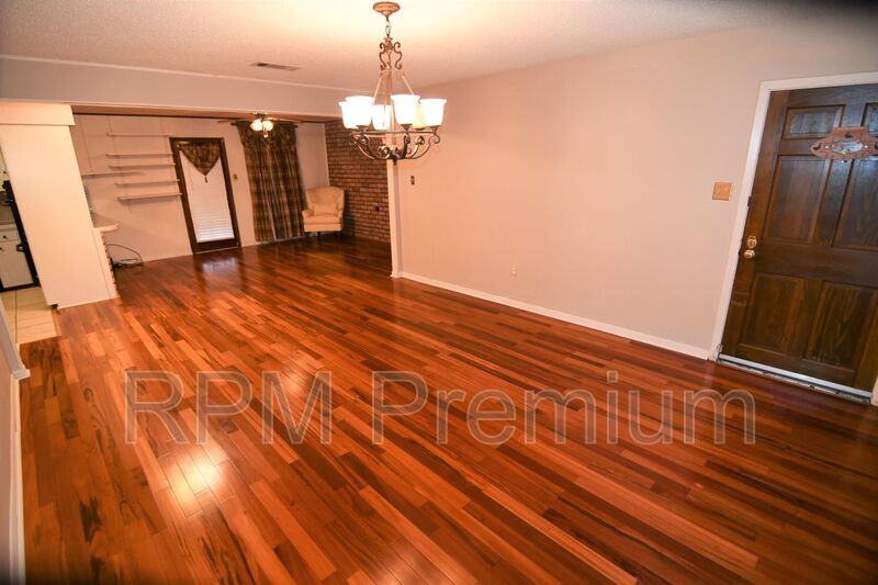 7720 Kings Hill Ave - Photo 5 of 31