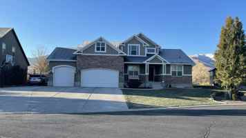 featured image of 1881 S Prairie Pond Rd #1