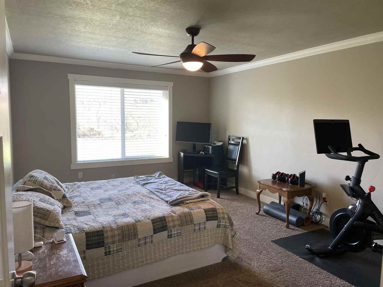 1881 S Prairie Pond Rd #1 - Photo 5 of 31
