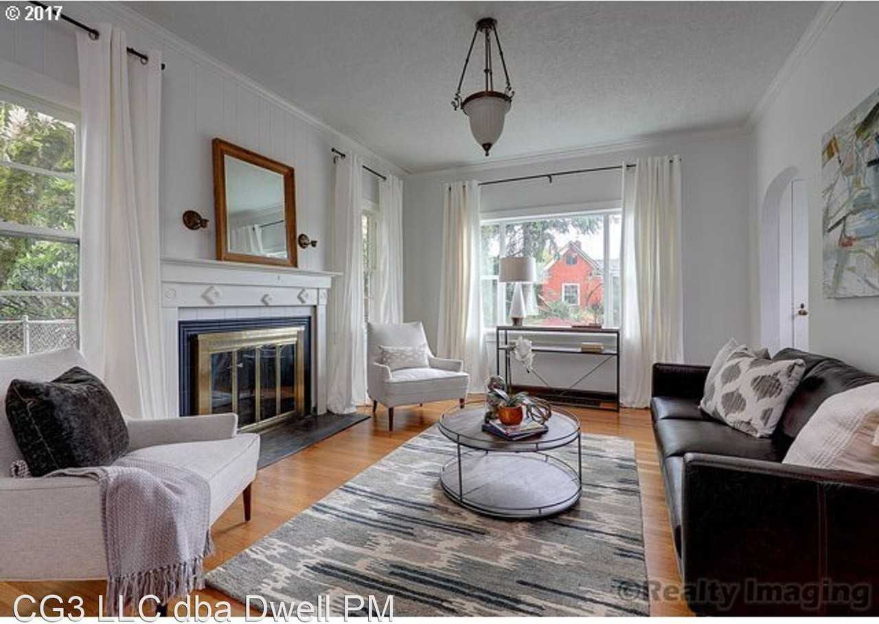 7920 N Syracuse St - Photo 2 of 22