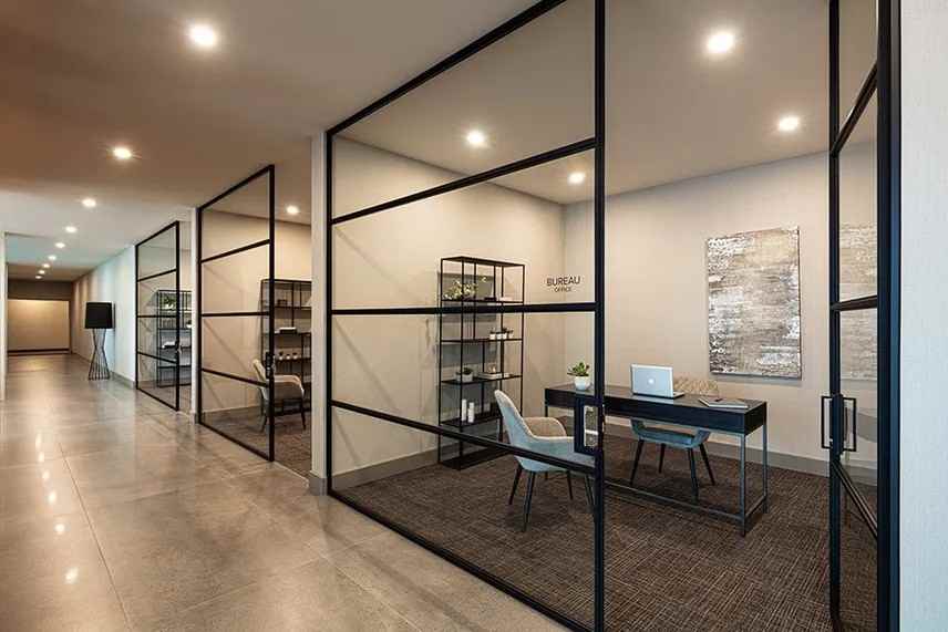 Daniel Johnson - Photo 5 of 12