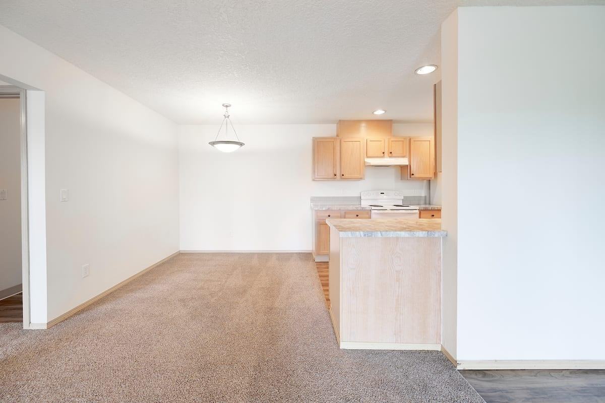 101 Ne 1st Ave - Photo 5 of 20