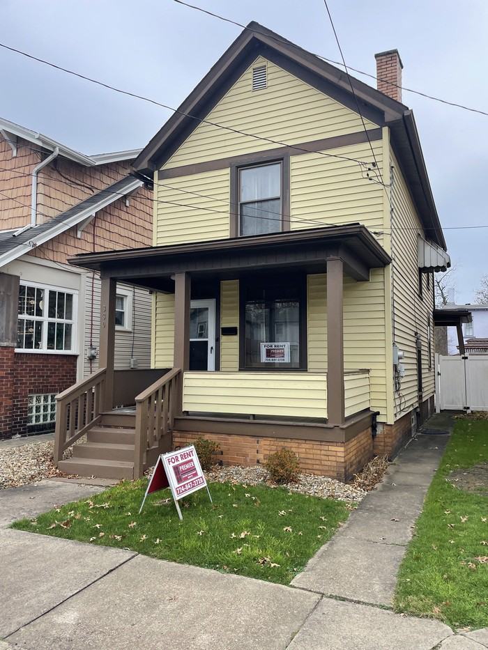 330 11th Ave - Photo 2 of 36