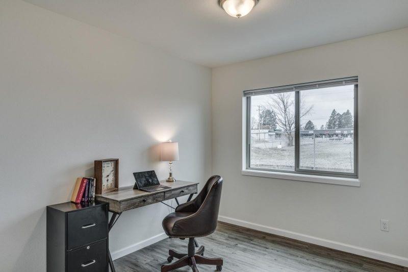 12403 E 3rd Ave - Photo 5 of 6