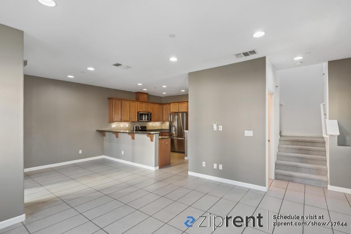 2004 Anemone Way - Photo 2 of 22