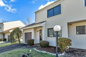 featured image of 23 Deer Run