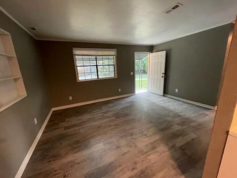 2511 Pine Street - Photo 2 of 10