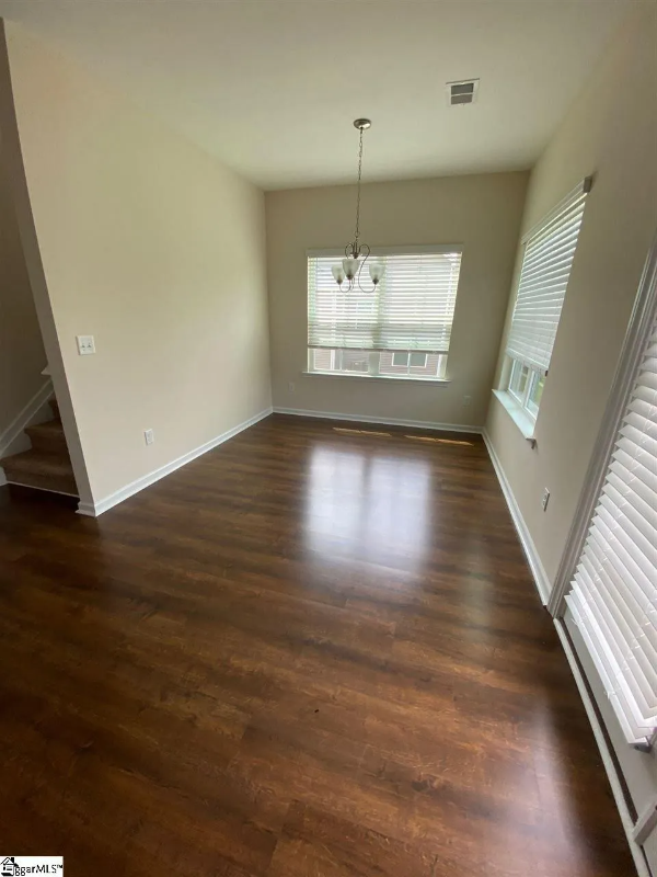 305 Castleton Cir - Photo 7 of 13