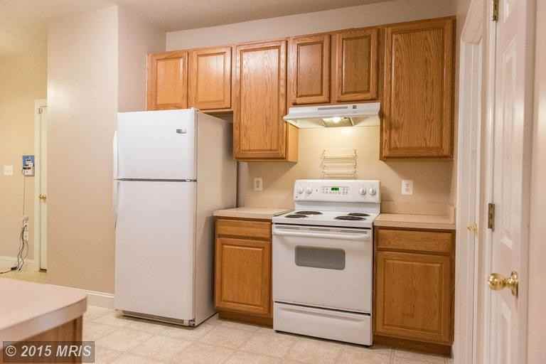 18314 Chestnut St - Photo 3 of 24