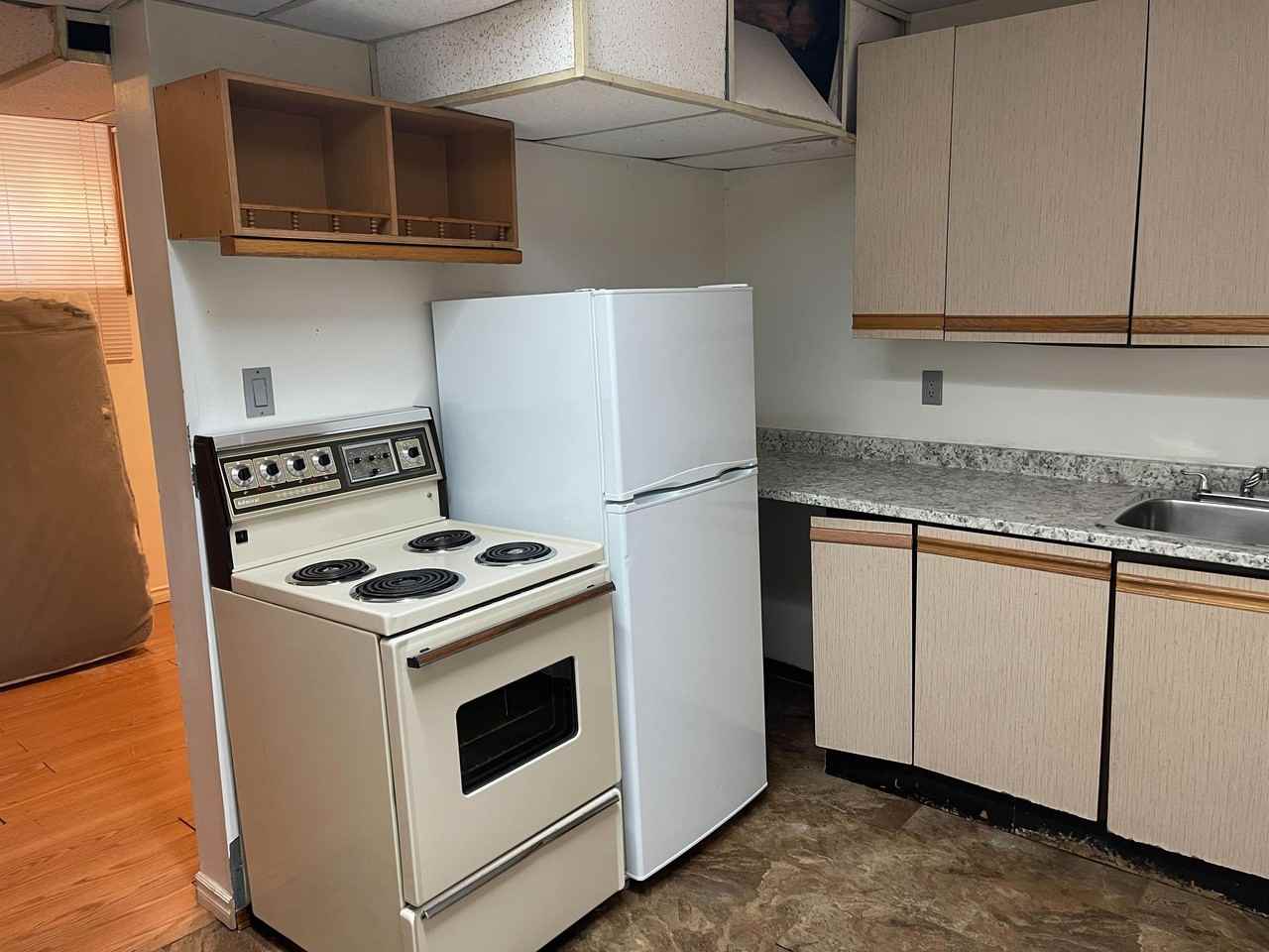 2250 Scarth St - Photo 2 of 5