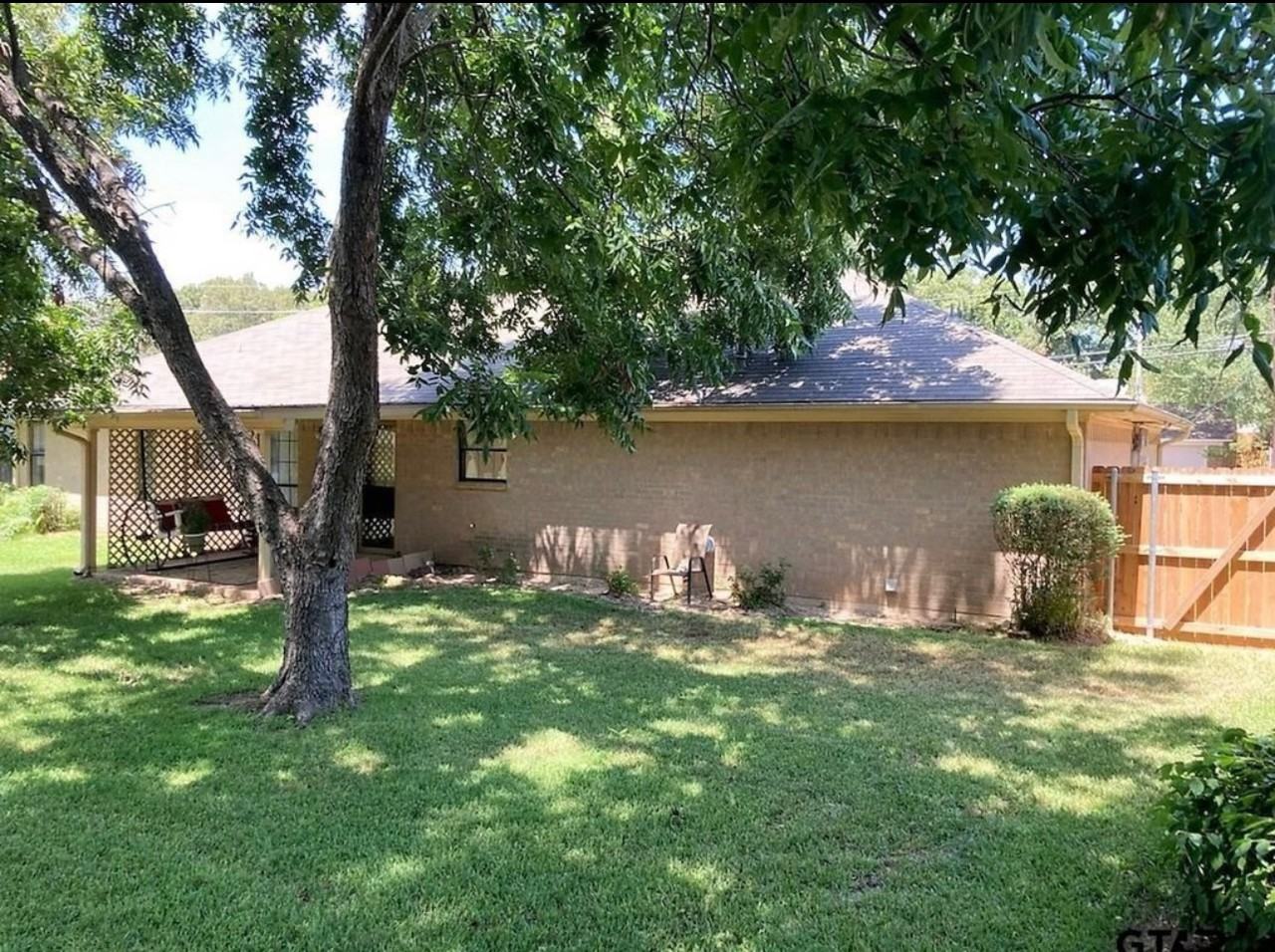 3409 Mcdonald Rd - Photo 2 of 10