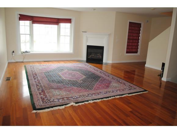 4 Monarch Ct - Photo 2 of 25