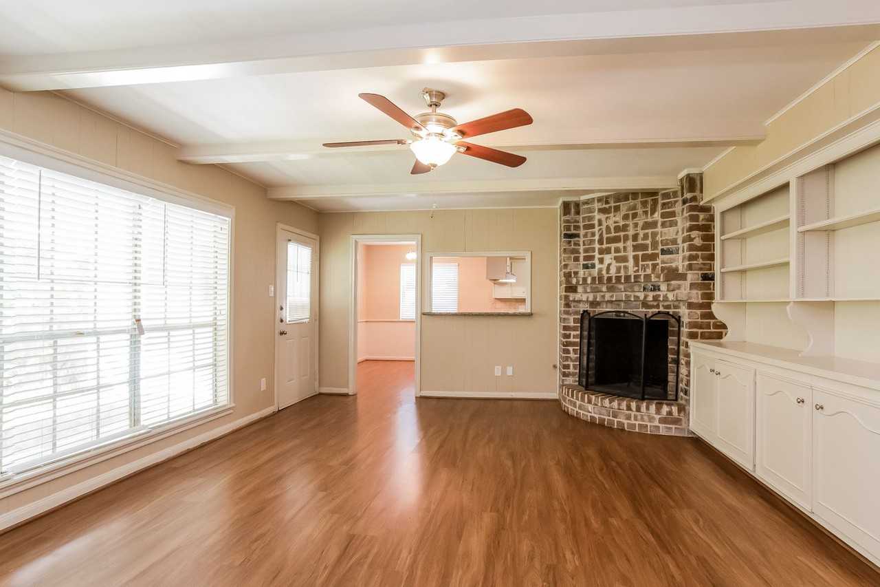 18334 Cape Bahamas Ln - Photo 2 of 19