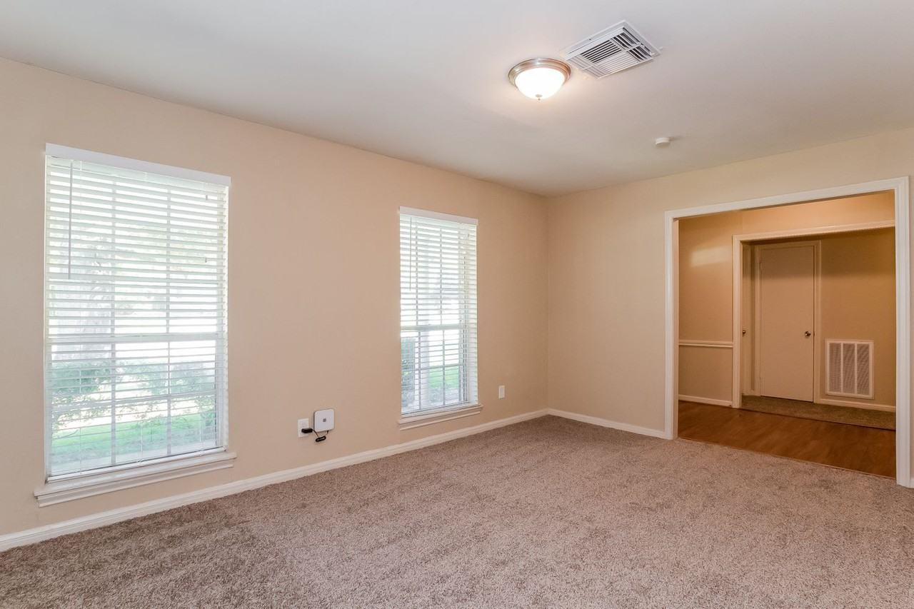 18334 Cape Bahamas Ln - Photo 3 of 19