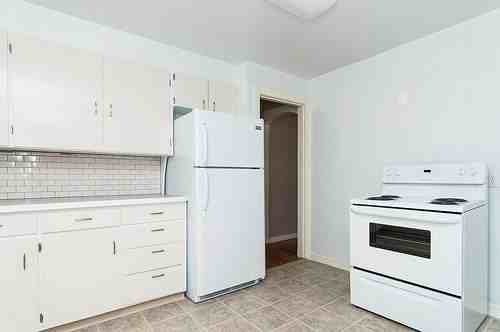 864 Ball Ave NE - Photo 3 of 10