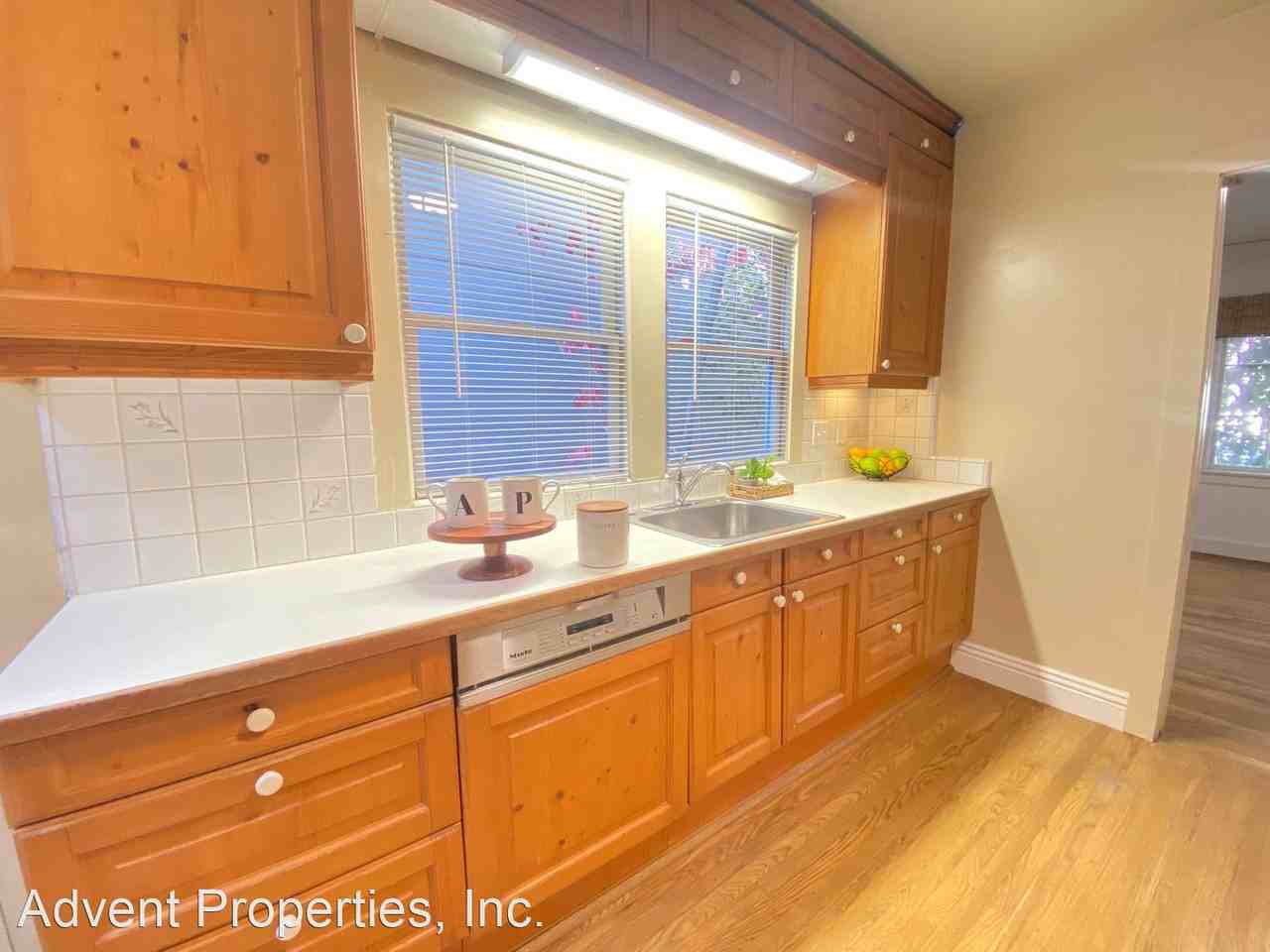 669 Cleveland St - Photo 2 of 23