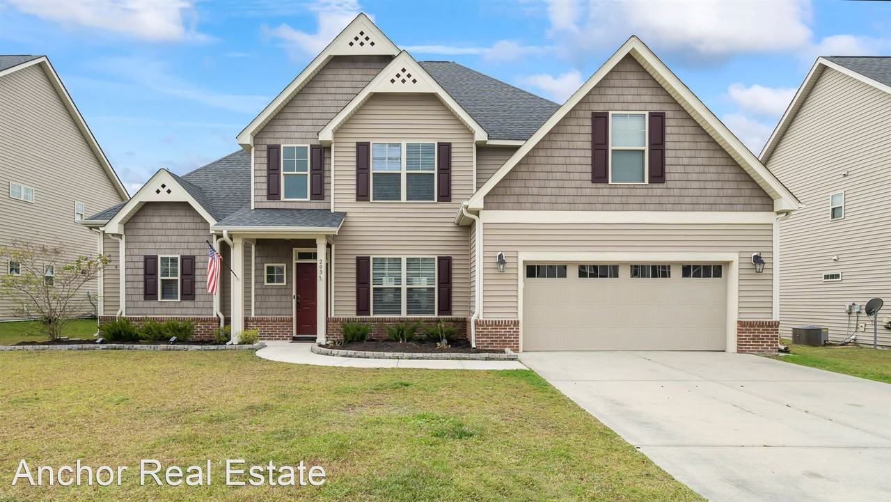 203 Holmes Point Ct