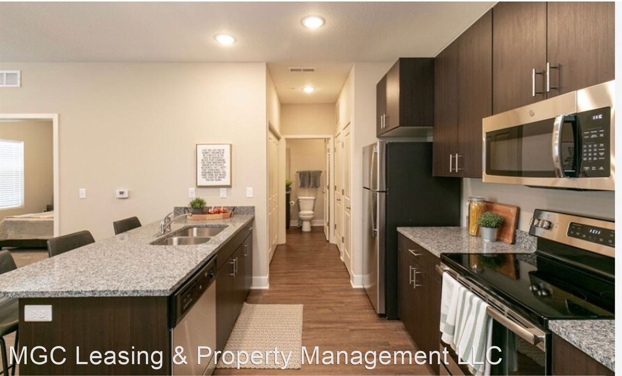 Brighton Crossing Apartments - Photo 2 of 21