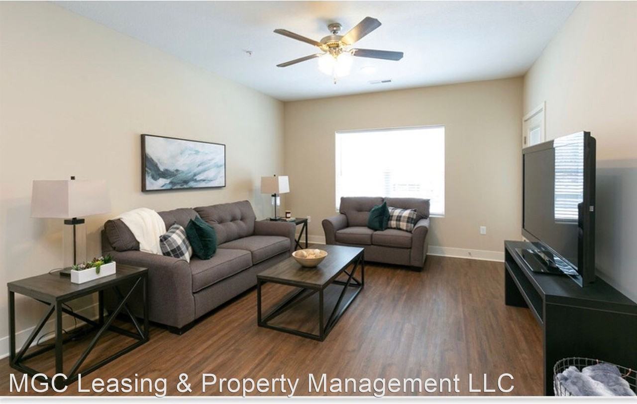 Brighton Crossing Apartments - Photo 3 of 21