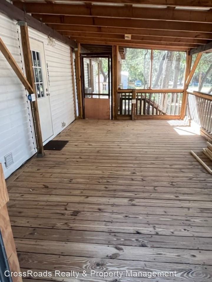 4677 Se 162nd Ct - Photo 2 of 18