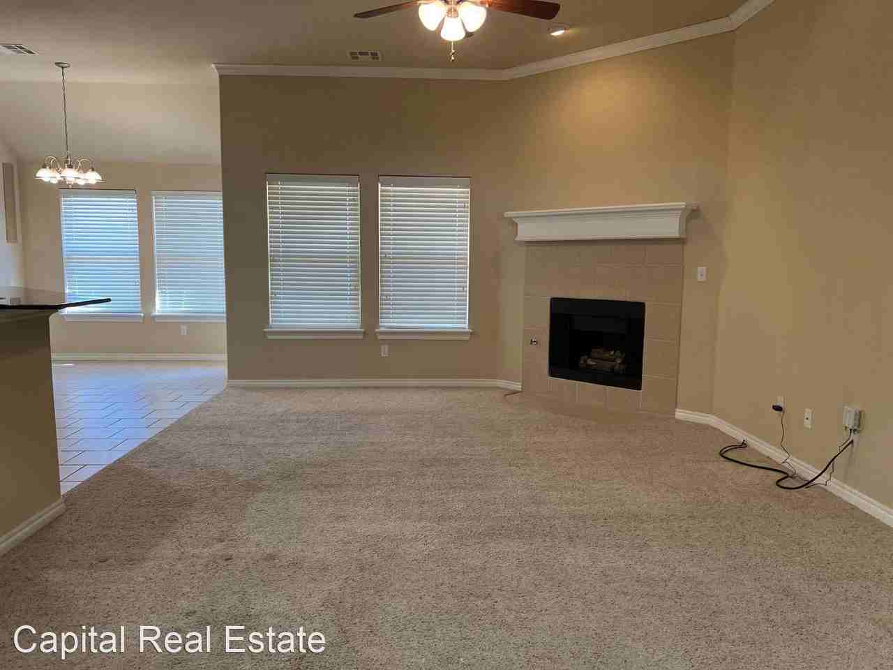 10208 Sw 28th Cir - Photo 3 of 32