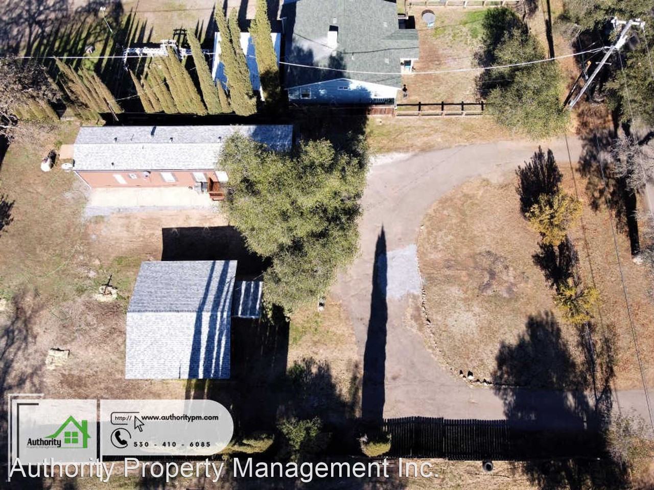 3466 Shirley St - Photo 3 of 25