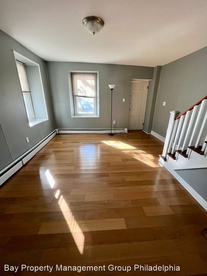 36 8th St - Photo 3 of 18