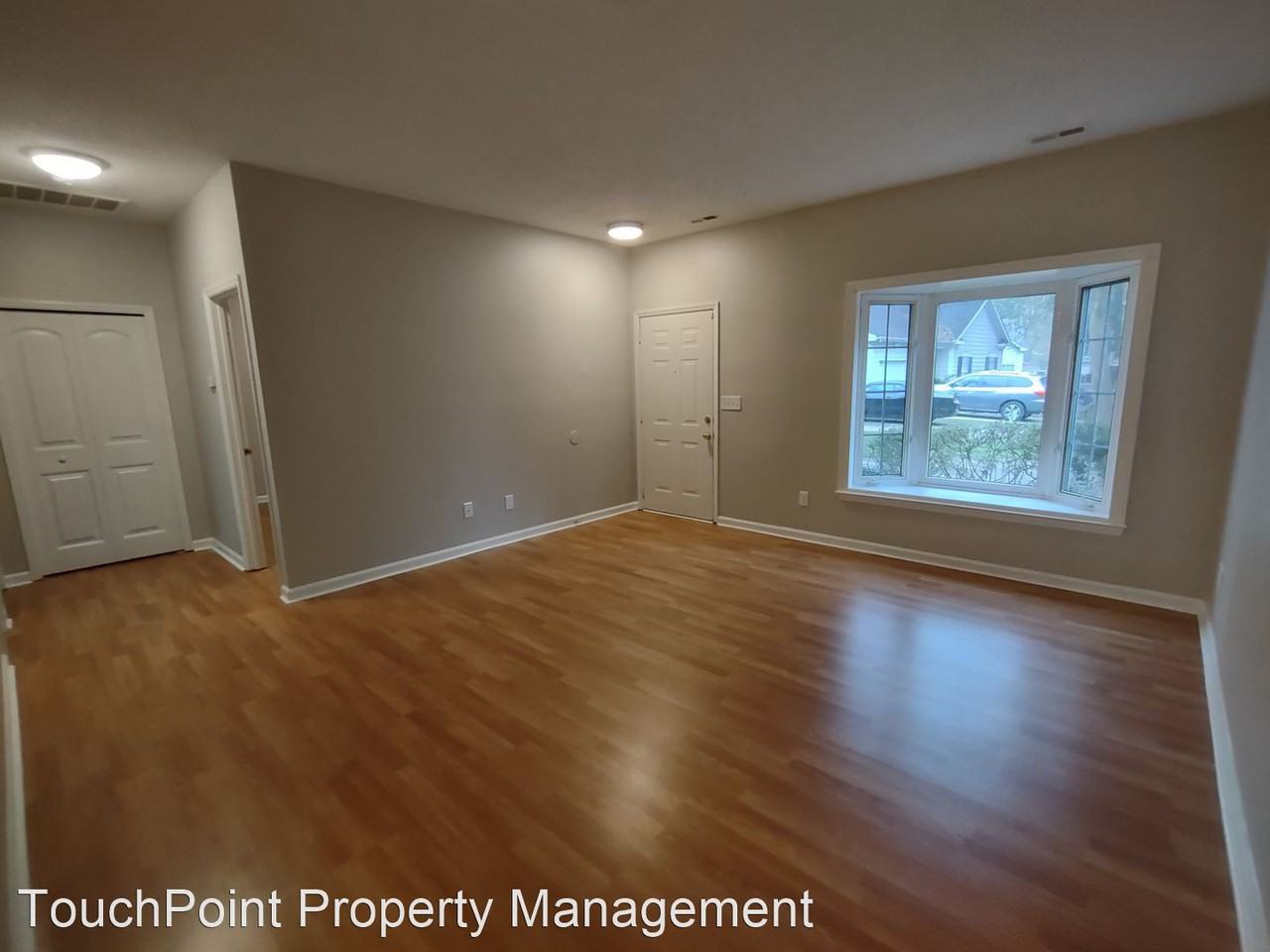 4702 Topsail Ct - Photo 2 of 19