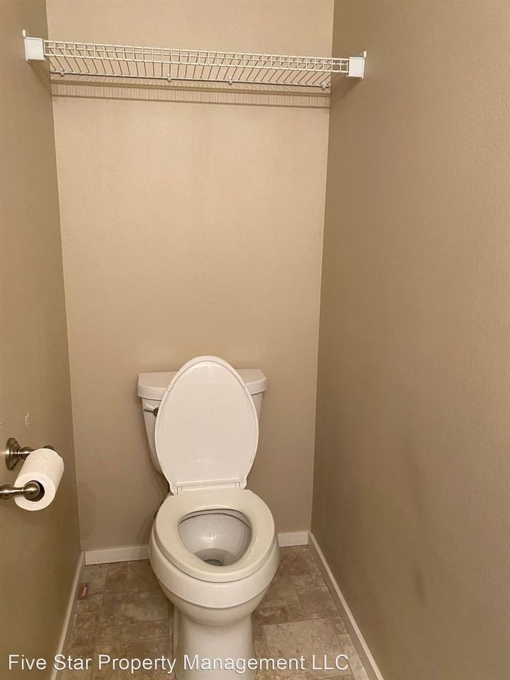 870 Spurlock St - Photo 2 of 25