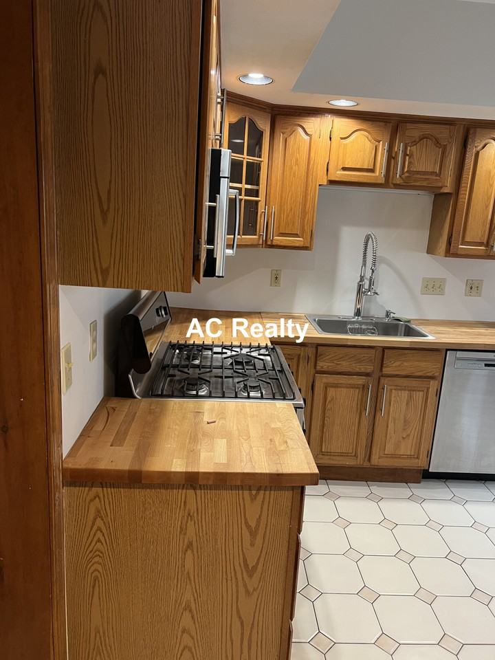 7 Gorham Rd #2 - Photo 2 of 20
