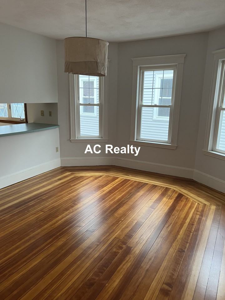 7 Gorham Rd #2 - Photo 5 of 20