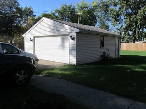 217 Apple Rd - Photo 2 of 13