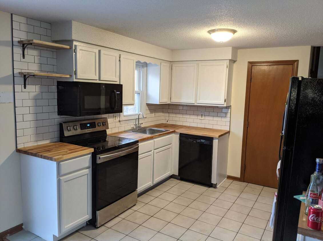 33 Greenes Ridge Rd #1