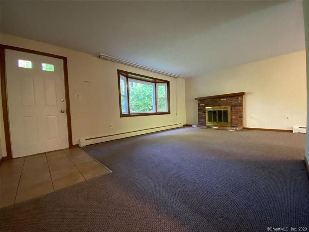 33 Greenes Ridge Rd #1 - Photo 5 of 26