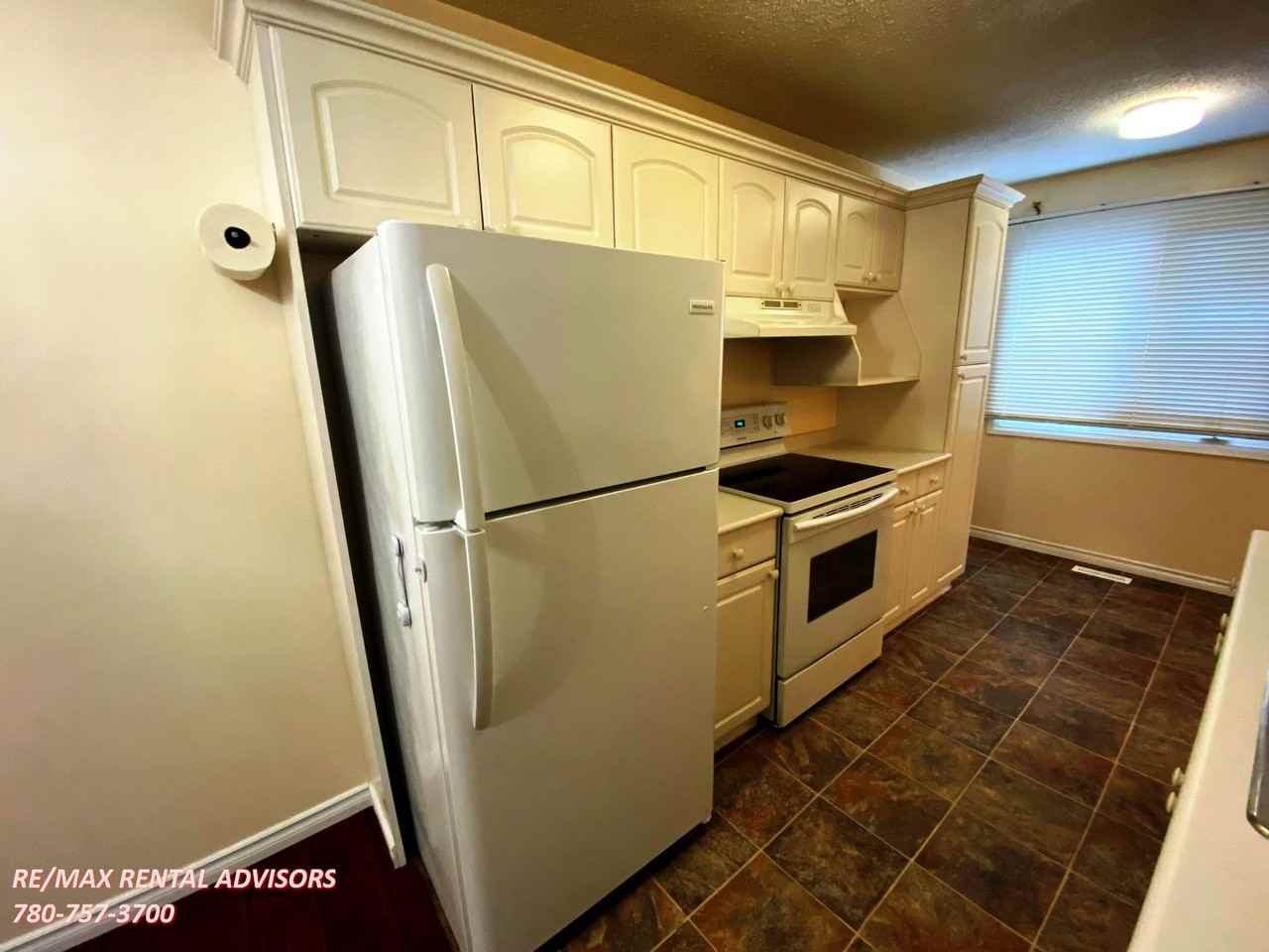 206 Callingwood Two NW - Photo 3 of 19