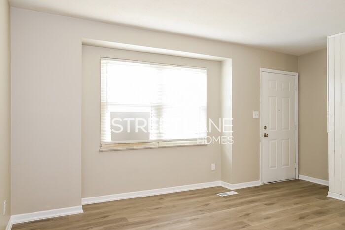 1344 Gertrude Dr - Photo 3 of 15