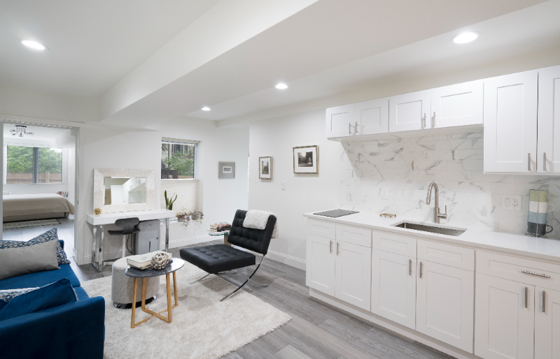 129 Webster St - Photo 2 of 17