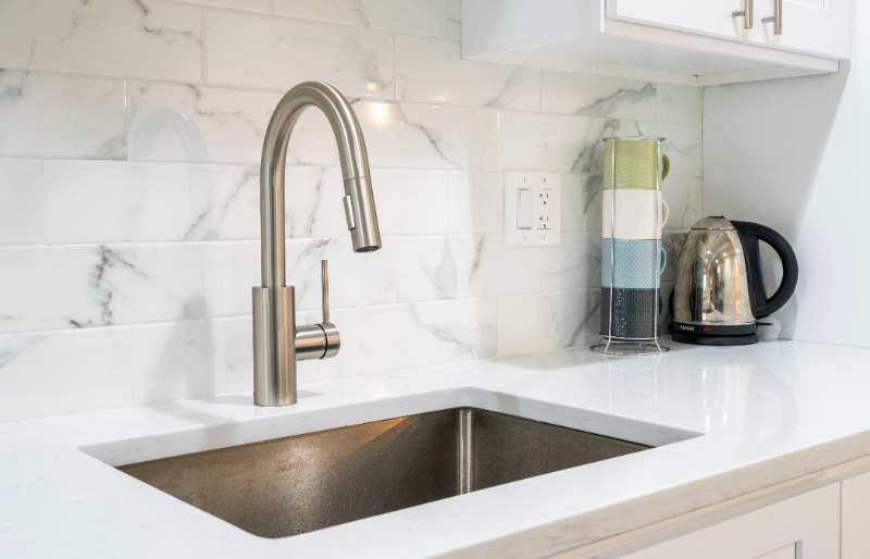 129 Webster St - Photo 6 of 17