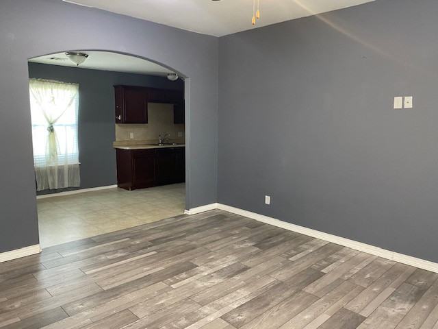 621 Southeast 60th Court - Photo 3 of 13