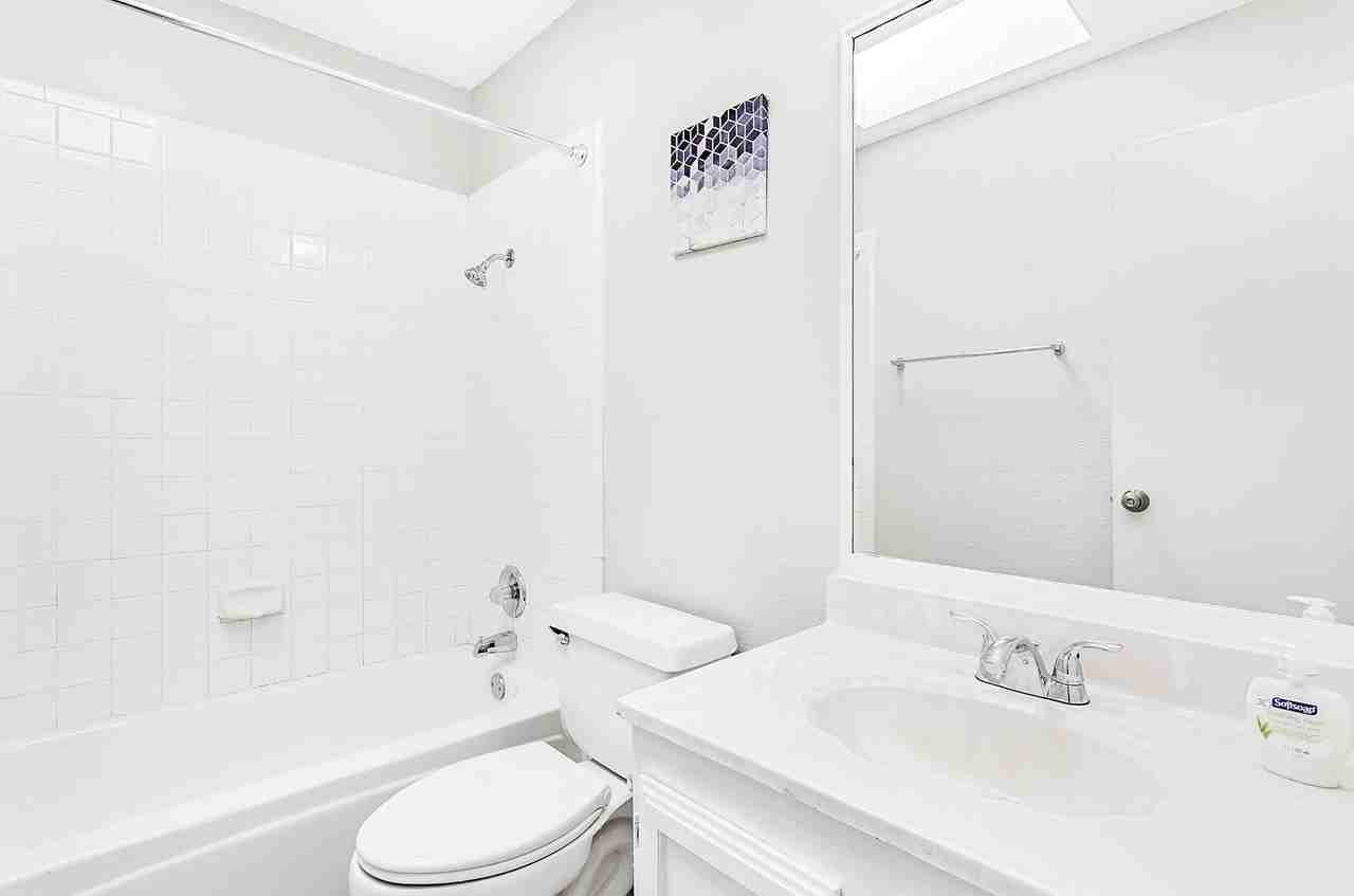 Lone Eagle Dr - Photo 3 of 19