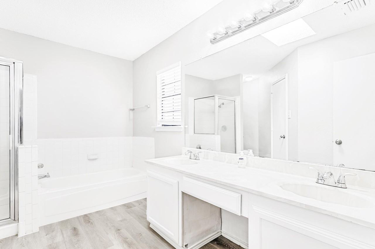 Lone Eagle Dr - Photo 6 of 19