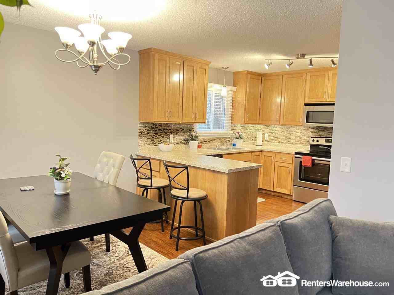 7808 Emerson Ave N - Photo 3 of 10